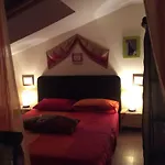 Hébergement de vacances The Secret Gem Or The Hidden Gem Or Both Together Montreuil-Bellay