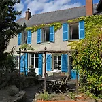 Hébergement de vacances The Secret Gem Or The Hidden Gem Or Both Together Montreuil-Bellay